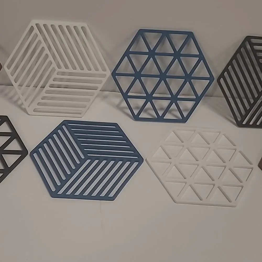 Hexagon Drink Coaster / Trivits for Countertop & Table - 8 Piece Set Silicone